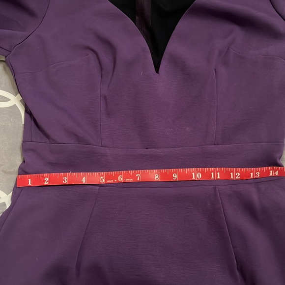 Pinup Girl Clothing x Elvira Wiggle dress! - Picture 6 of 7